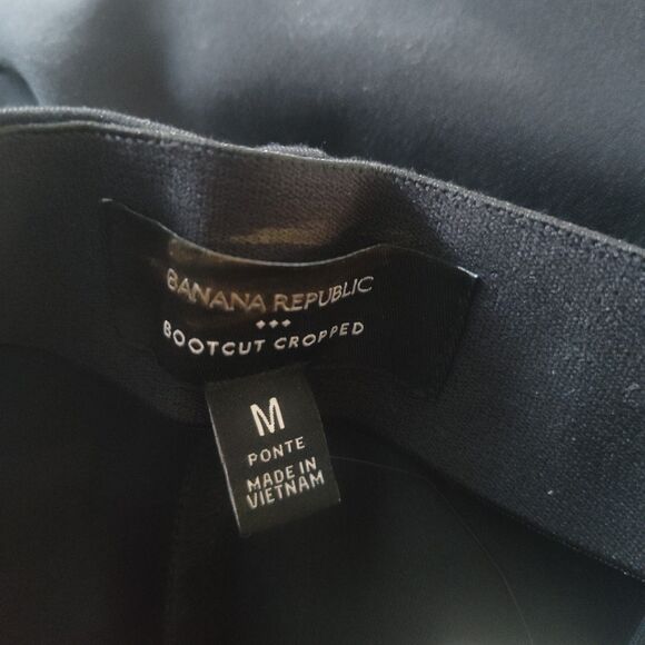 New Banana Republic Black High Rise Ponte Kick Cropped Bootcut Pants Size Medium - Picture 9 of 11